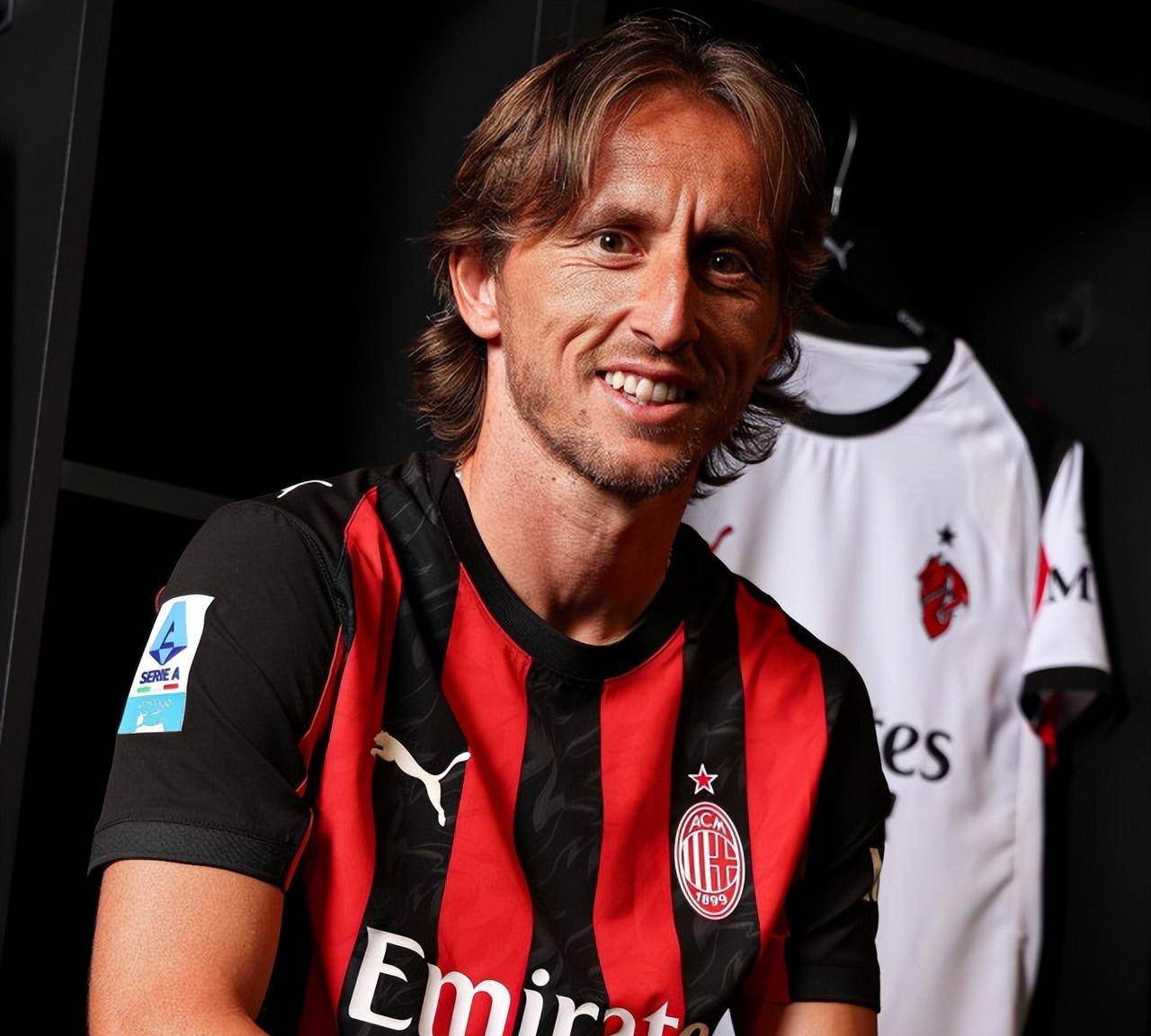 古德蒂手术成功 持拐杖回归执教 博斯科维奇+马尔科娃冲击新赛季