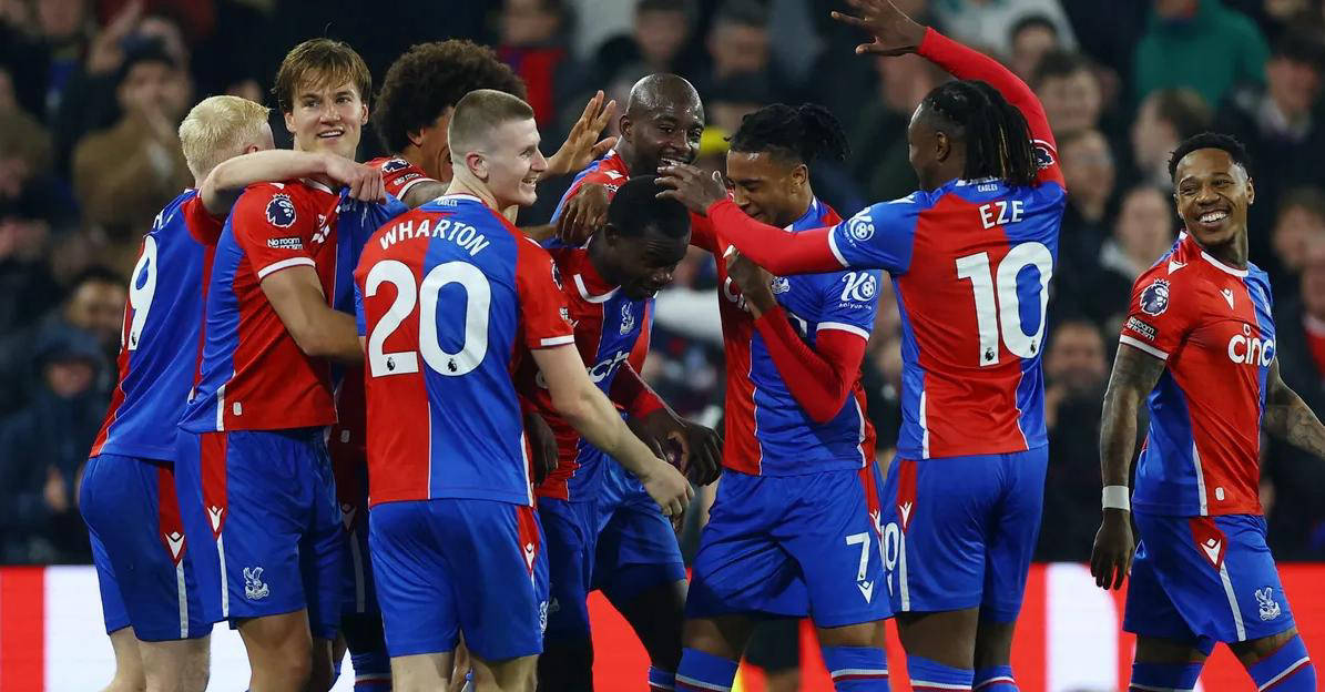 图片报：尤文和费内巴切想冬窗签磁卡，但球员不考虑提前离队