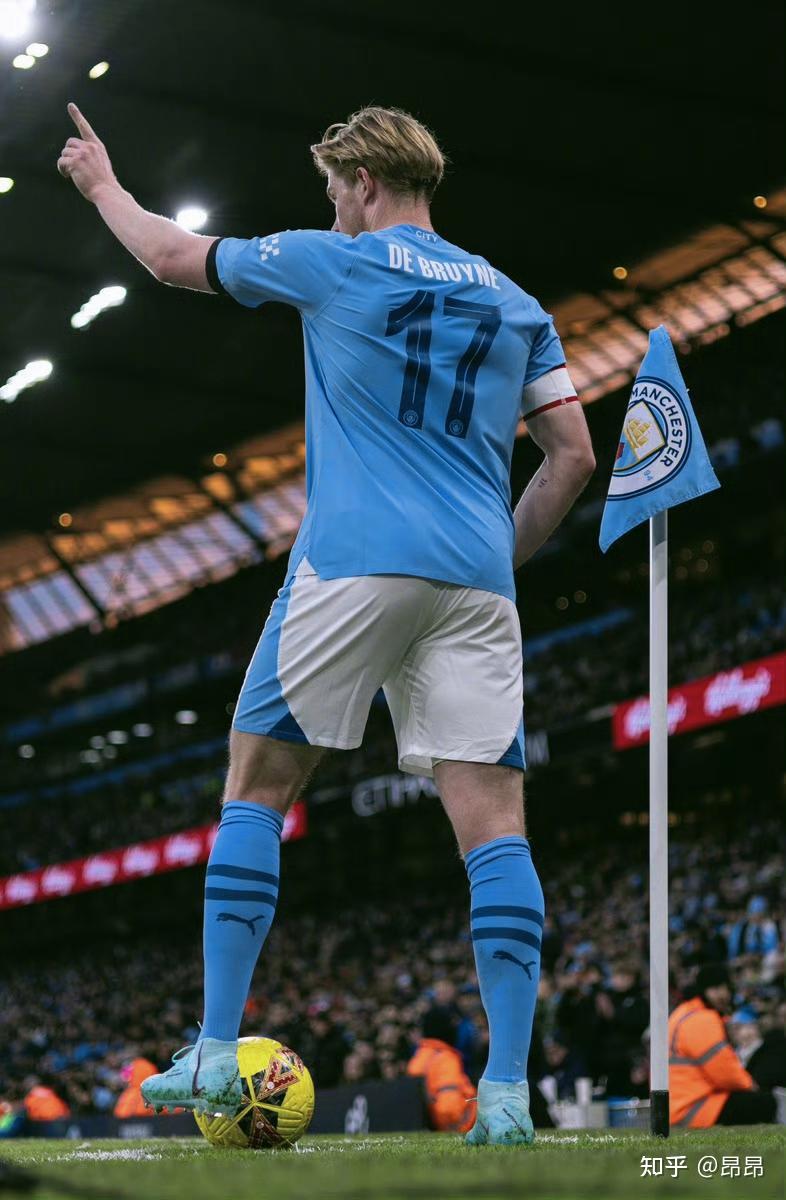 哈登今日凌晨砍下55分，50分+场次追平科比并列历史第三