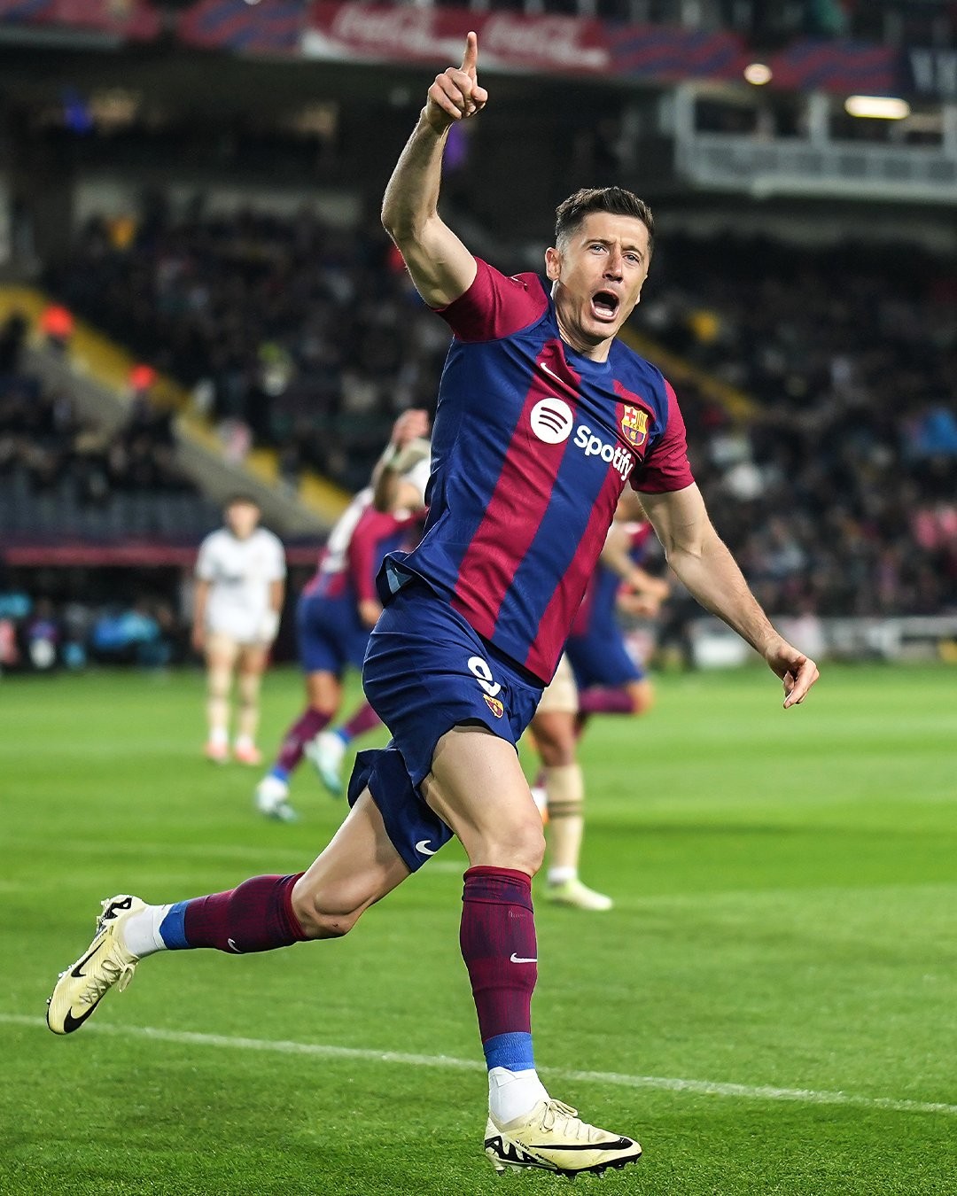 美媒：锡安的交易价值触底，若能换到次轮签就算不错