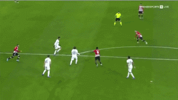 陈梦和黄子韬切磋乒乓球 黄子韬精准狙击陈梦笑点